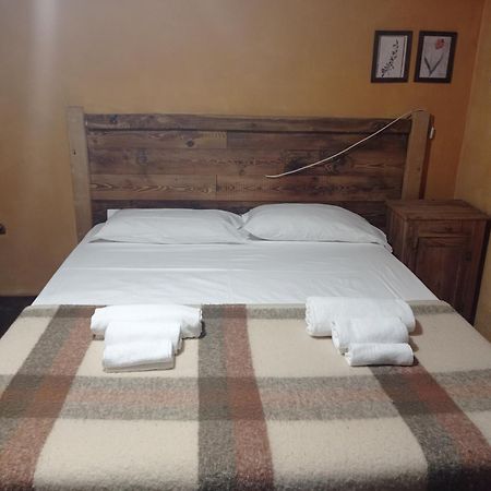 Albergo Diffuso La Marmu Osteria Della Croce Bianca Marmora Luaran gambar