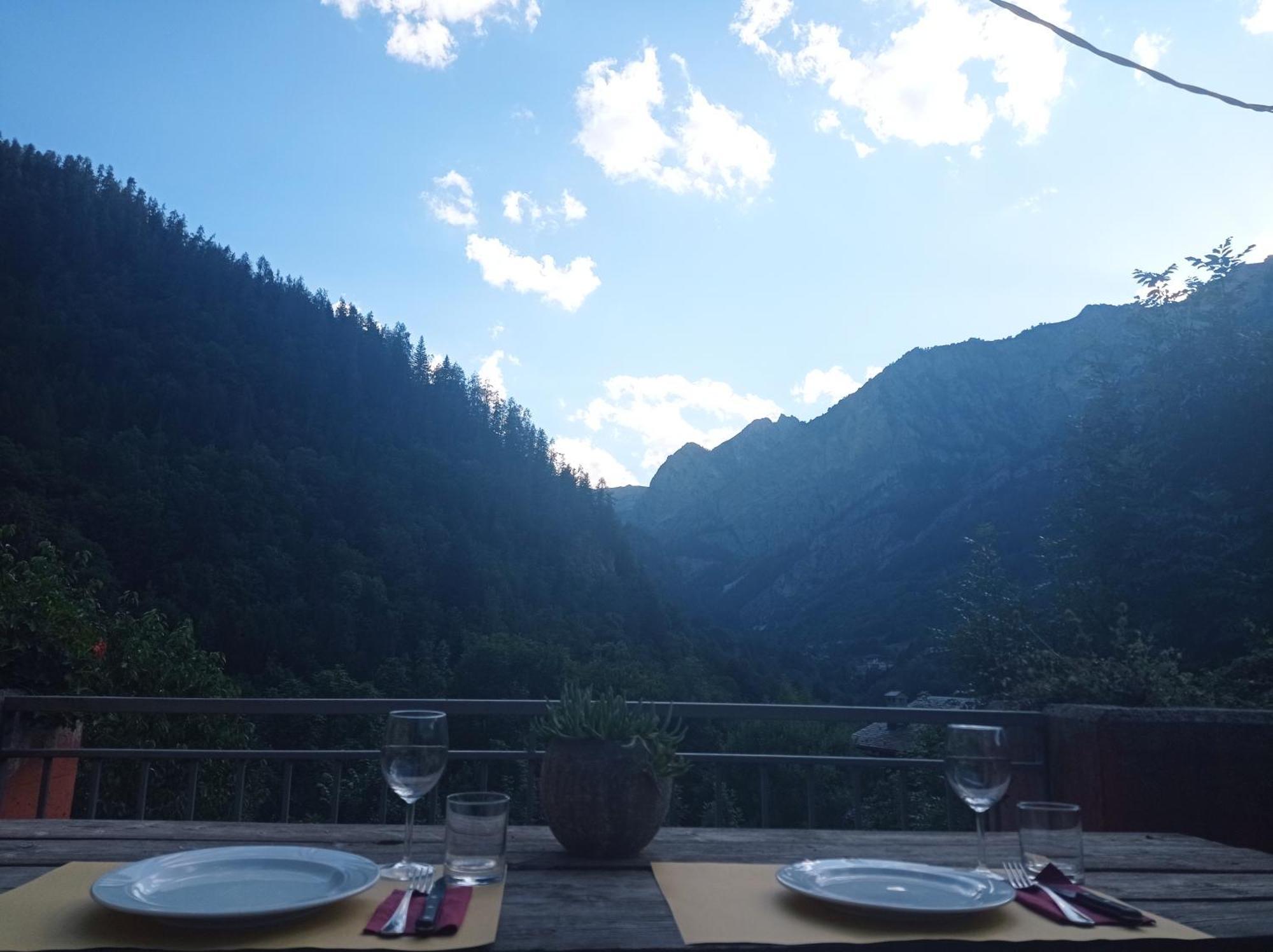 Albergo Diffuso La Marmu Osteria Della Croce Bianca Marmora Luaran gambar