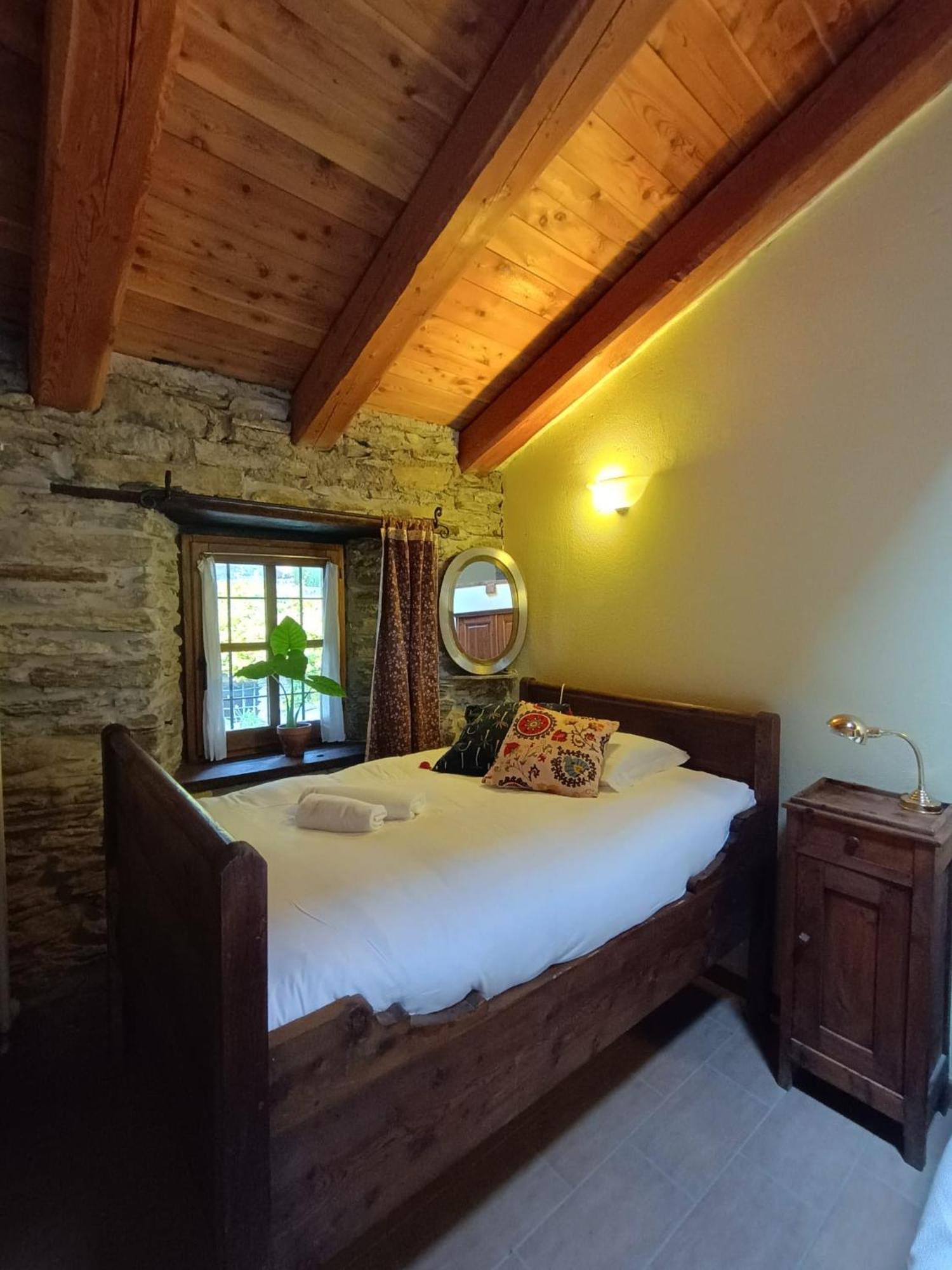 Albergo Diffuso La Marmu Osteria Della Croce Bianca Marmora Luaran gambar